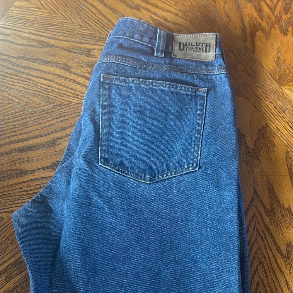 Duluth Trading Co Men's Relaxed Fit Blue Jeans W36 x L32
